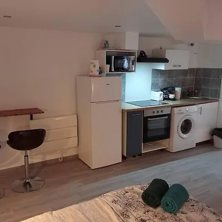 Cosy Proche De Paris Et Des Aeroport D'orly Et Charle De Degaules