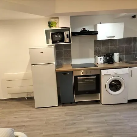 Cosy Proche De Paris Et Des Aeroport D'orly Et Charle De Degaules